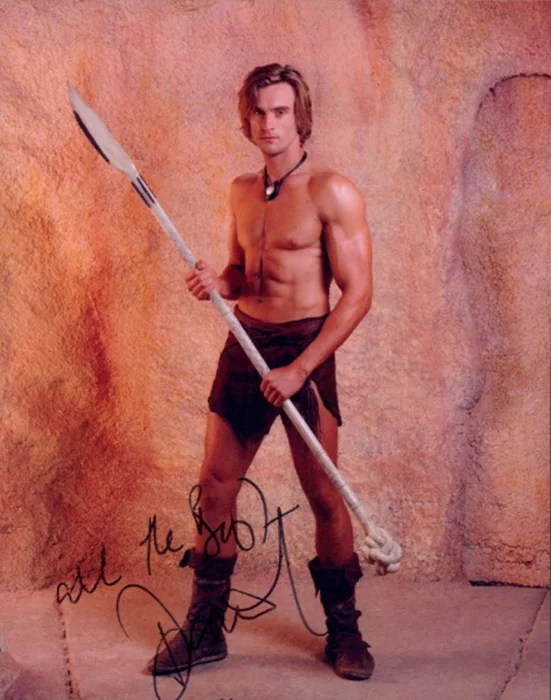 Daniel Goddard autograph