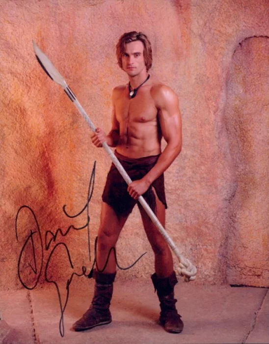 Daniel Goddard autograph