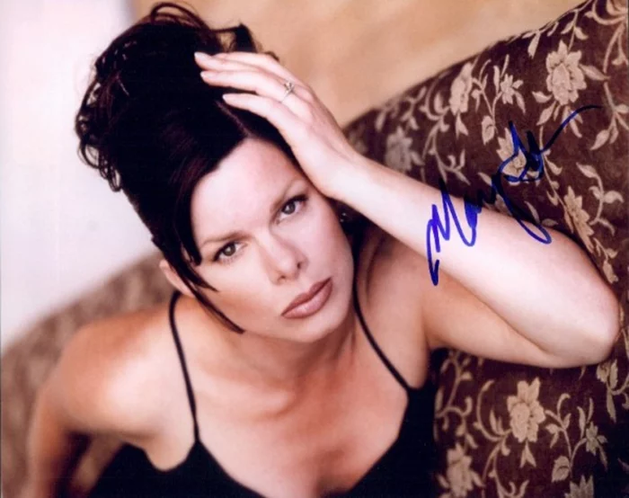 Marcia Gay Harden autograph