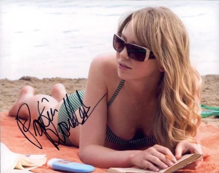 Portia Doubleday autograph