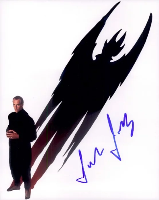 Julian Sands autograph