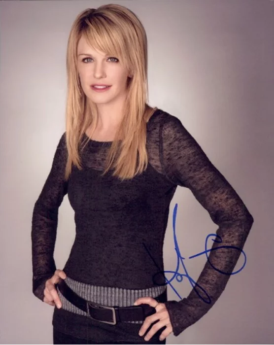 Kathryn Morris autograph