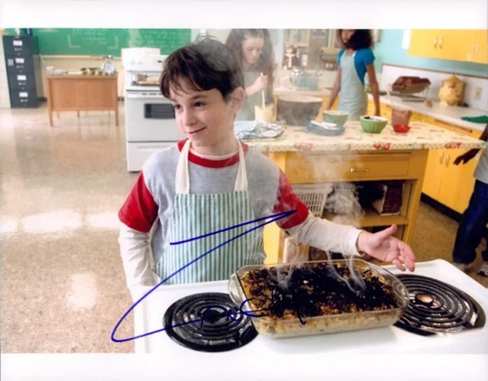  Zachary  Gordon autograph