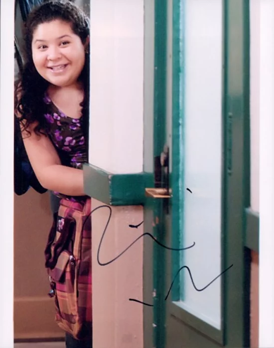 Raini  Rodriguez autograph