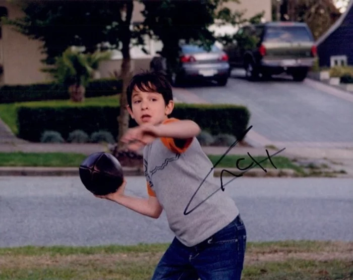  Zachary  Gordon autograph