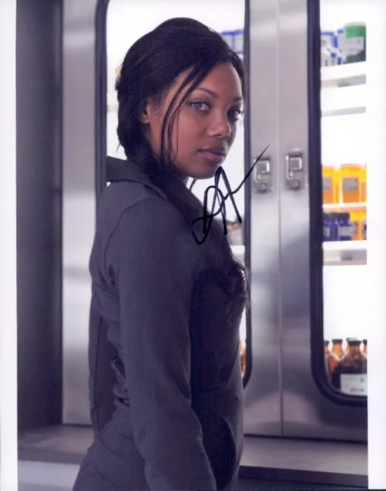 Tiffany Hines autograph