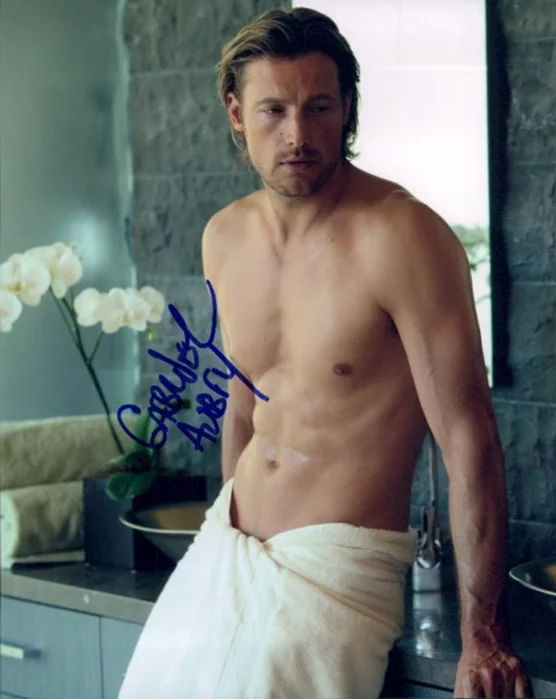 Gabriel Aubry autograph