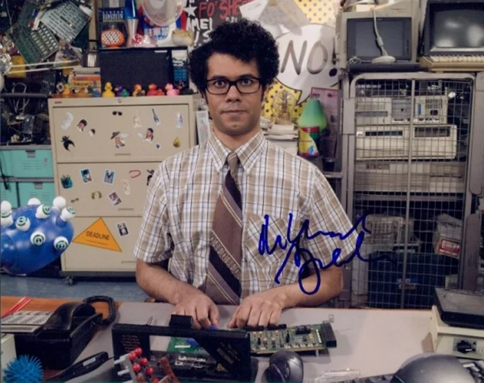 Richard Ayoade autograph