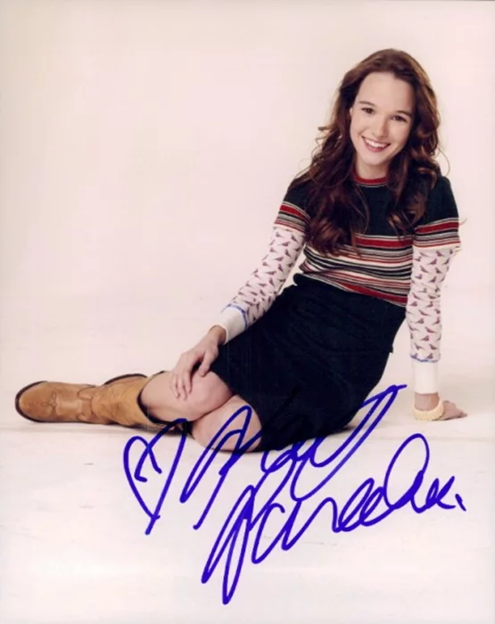 Kay Panabaker autograph