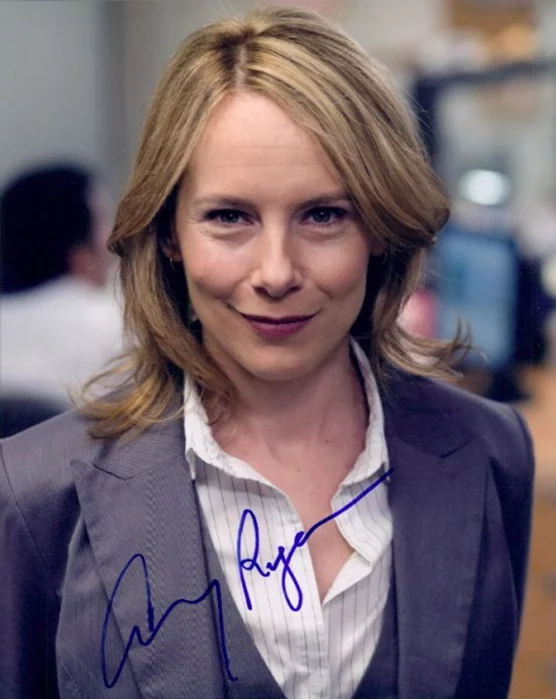 Amy Ryan autograph