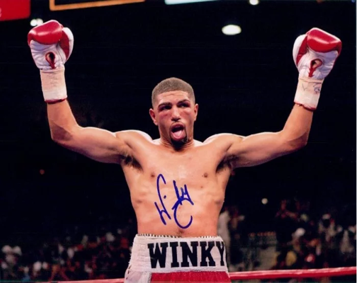 Winky Wright autograph