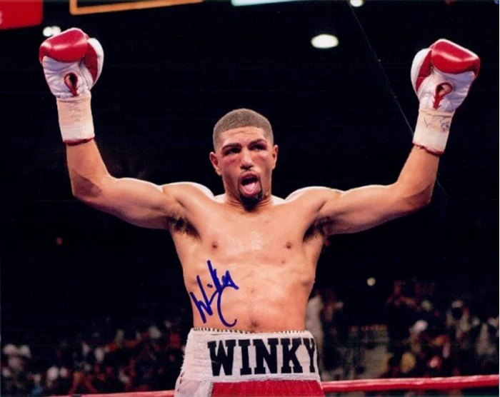 Winky Wright autograph