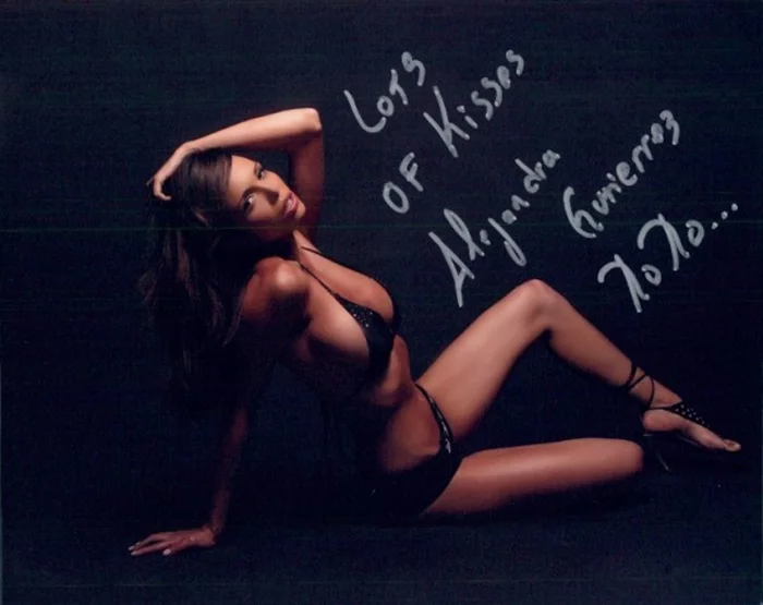 Alejandra Gutierrez autograph
