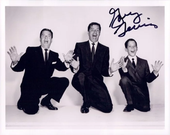 Gary Lewis autograph