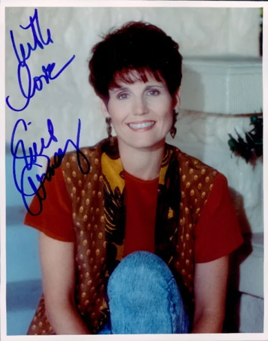 Lucie Arnaz autograph