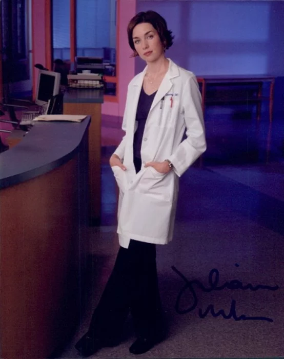 Julianne Nicholson autograph