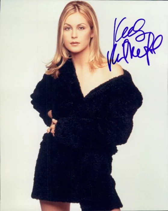 Kelly Rutherford autograph