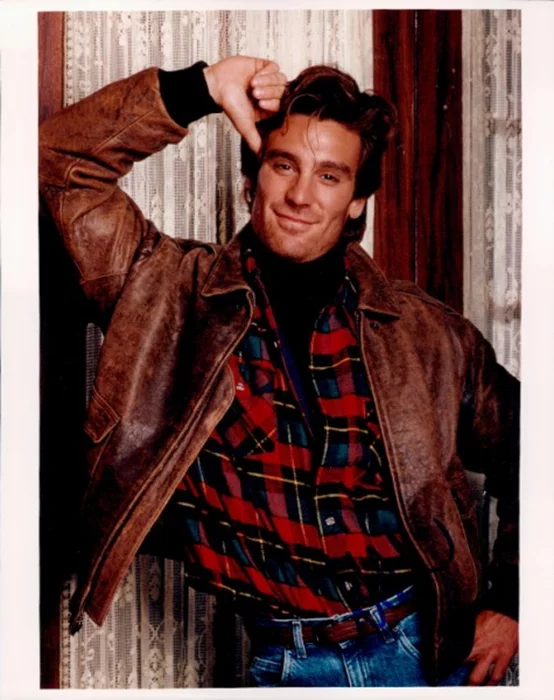 Michael T. Weiss autograph
