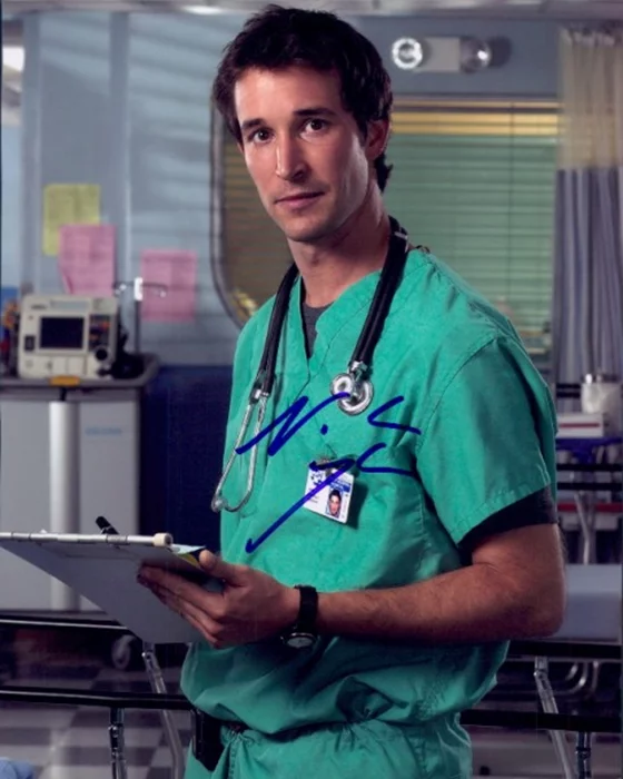 Noah Wyle autograph