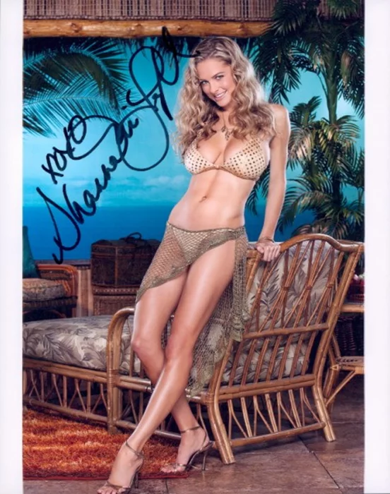 Shanna McLaughlin autograph