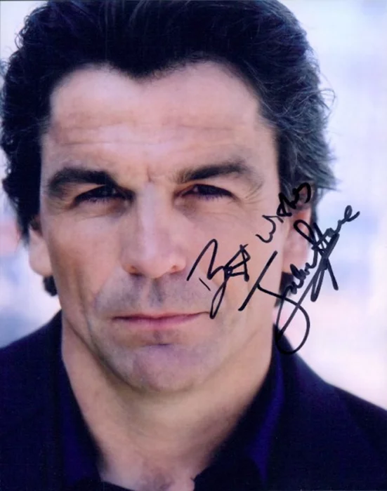 Julian Stone autograph