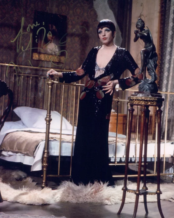 Liza Minnelli autograph