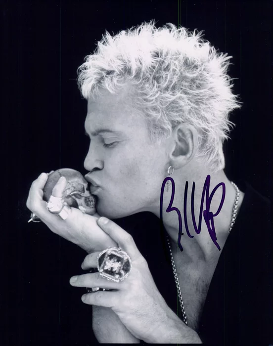 Billy Idol autograph