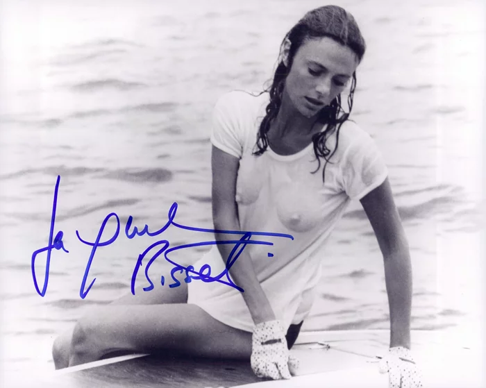 Jacqueline Bisset autograph