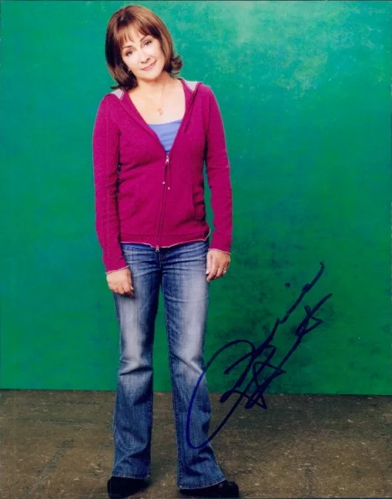 Patricia Heaton autograph
