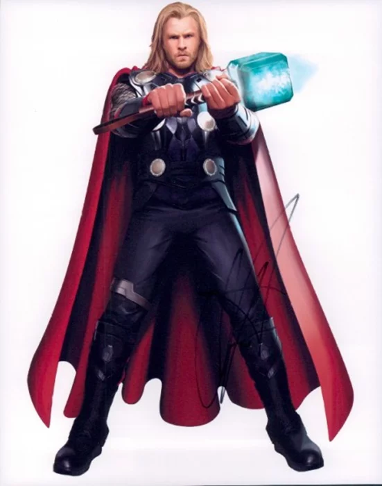 Chris Hemsworth autograph