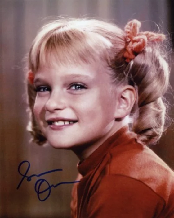 Susan Olsen autograph