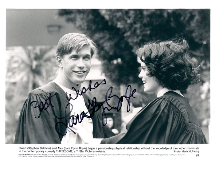 Lara Flynn Boyle autograph