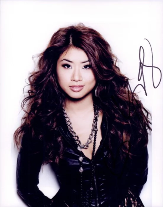 Yin Chang autograph