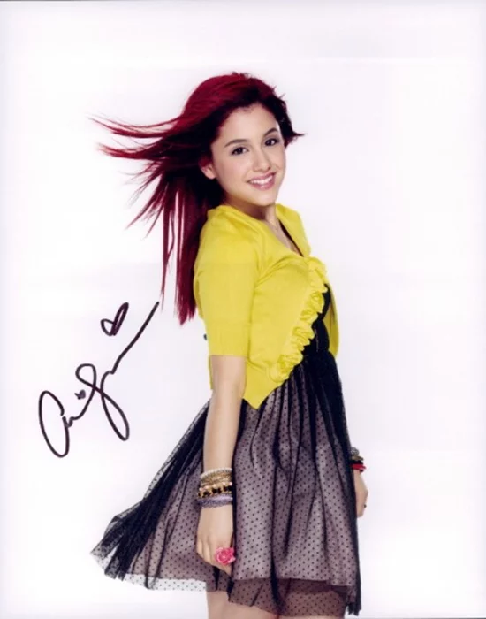 Ariana Grande autograph