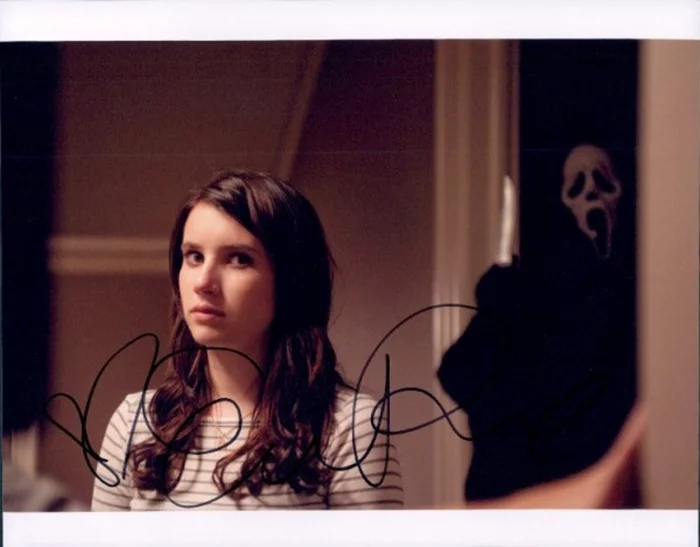 Emma Roberts autograph