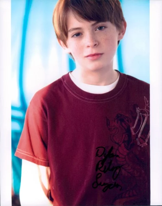  Dylan  Snyder autograph