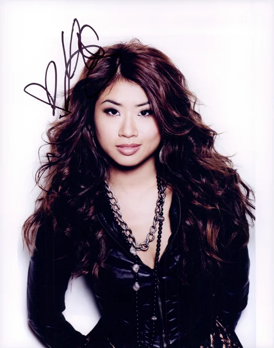 Yin Chang autograph