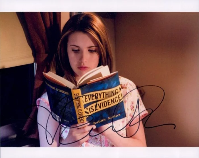 Emma Roberts autograph