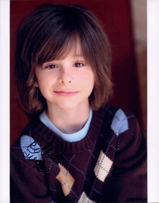 Robbie Tucker autograph