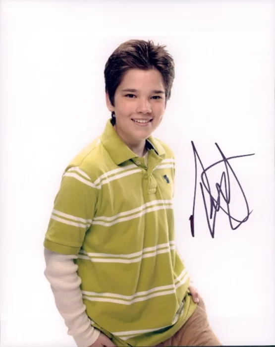 Nathan Kress autograph