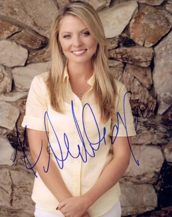 Kaitlin Doubleday autograph
