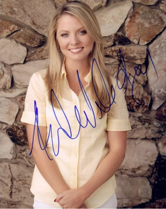 Kaitlin Doubleday autograph