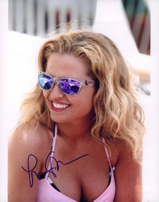 Lauren Storm autograph
