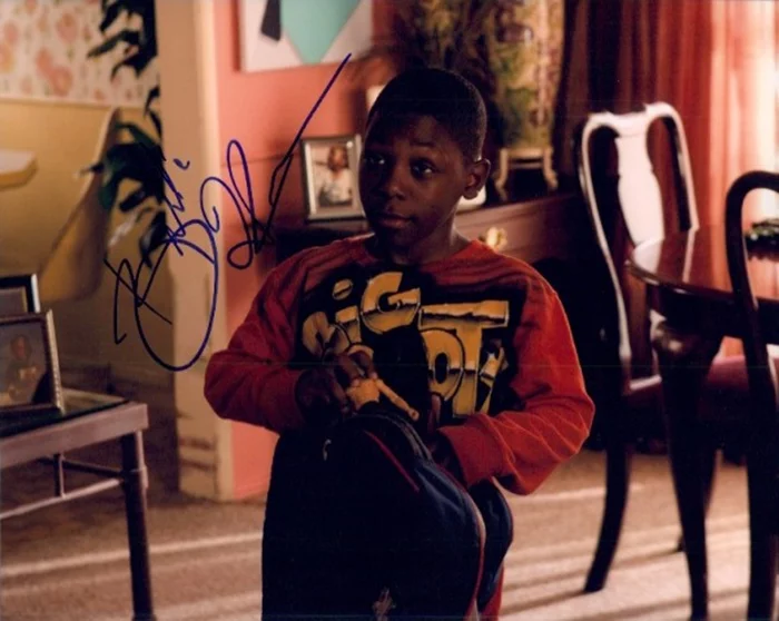 Bobb'e J. Thompson autograph