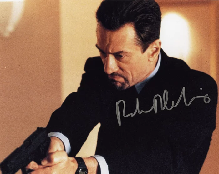 Robert DeNiro autograph