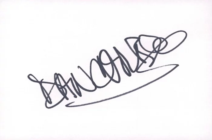 Dan Cortese autograph