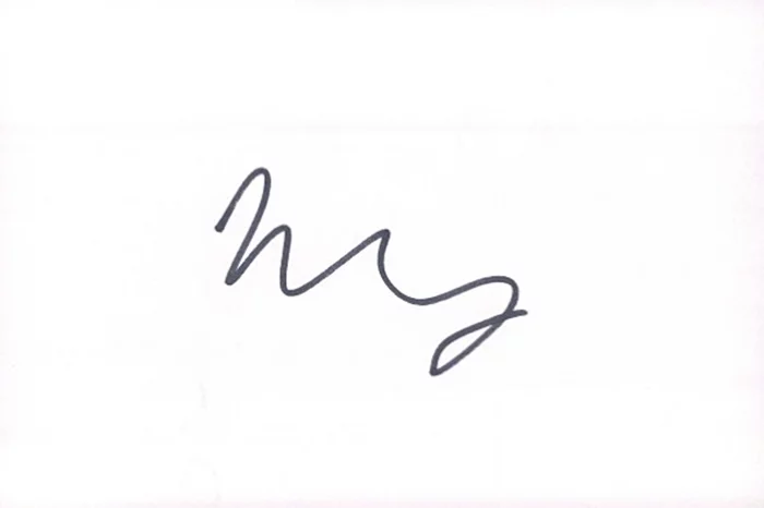 Mindy Kaling autograph