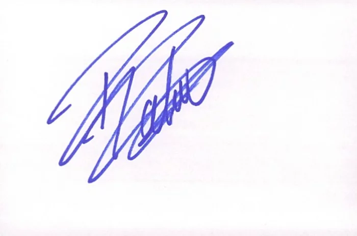 Rikki Rockett autograph