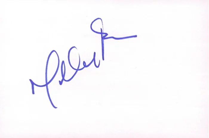 Molly Parker autograph