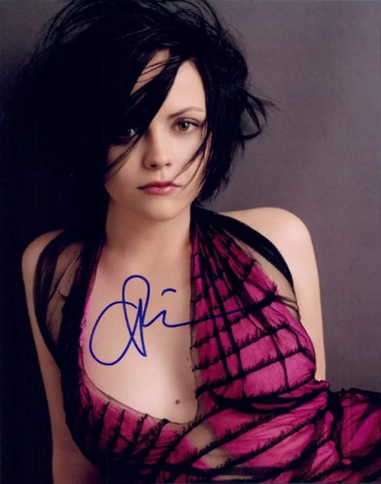 Christina Ricci autograph